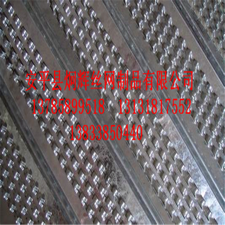 u=2341933987,1656287709&fm=23&