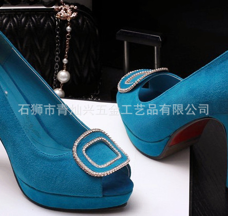 廠家直銷專業制造合金鞋扣 皮帶扣 燒焊鞋花 滾筒皮