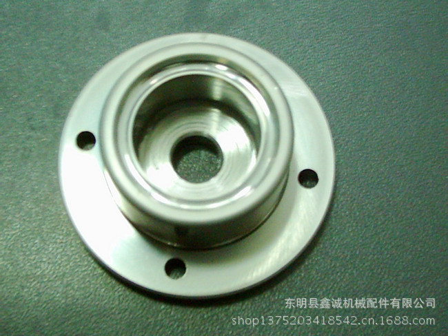 我公司加工多種機械配件零件。質量保證。價格低廉、